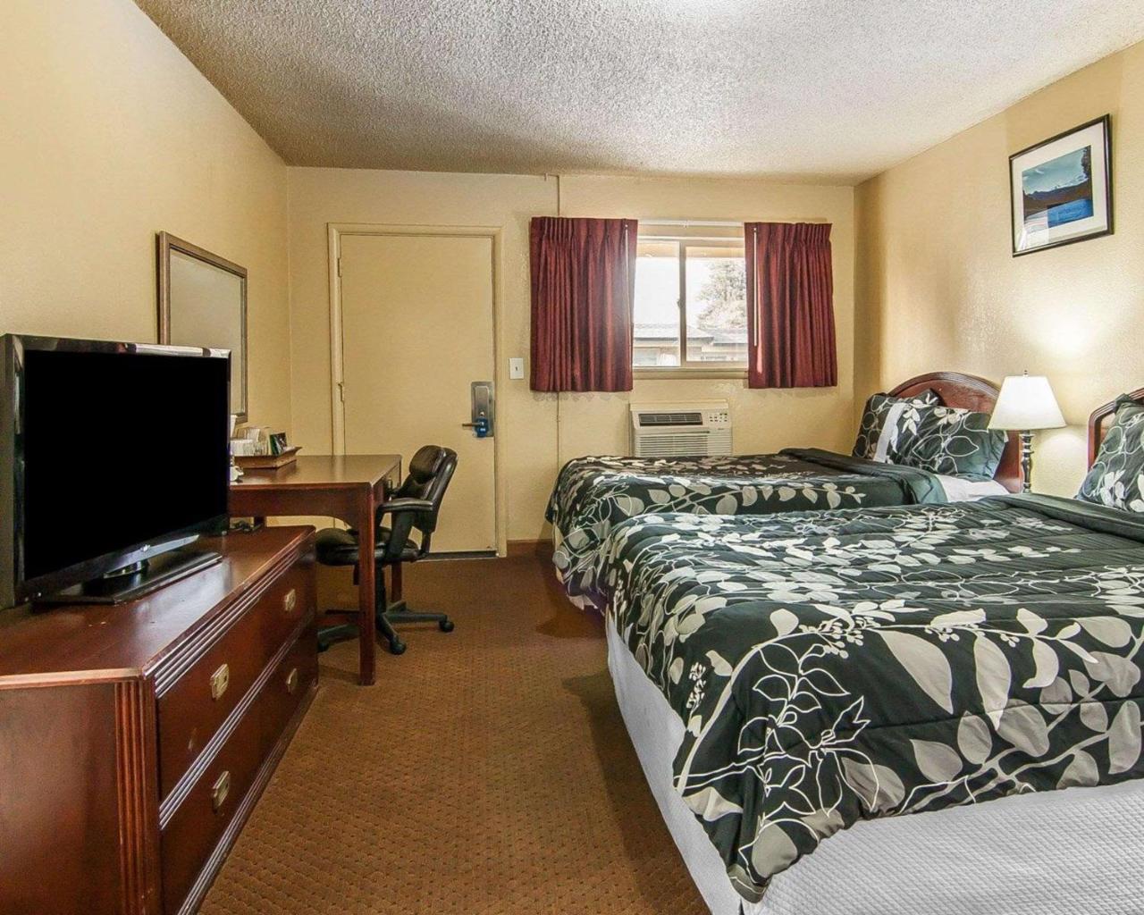 Old Mill & Suites Bend Bagian luar foto